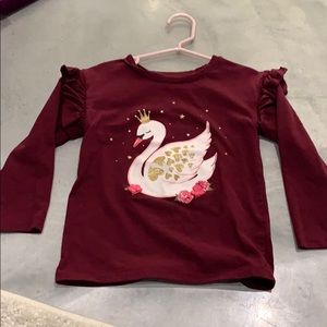 Excellent condition Girls sz 5t Ruffle tee